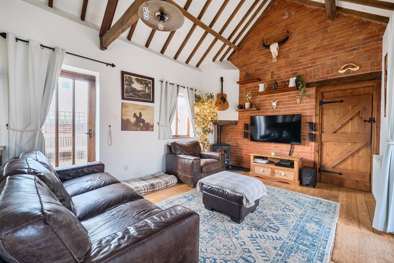 Property photo 3 of 27 Photo 15