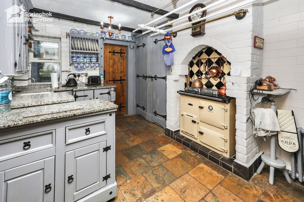 Property photo 3 of 23 Image 2