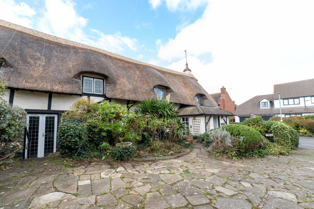 Property photo 1 of 22