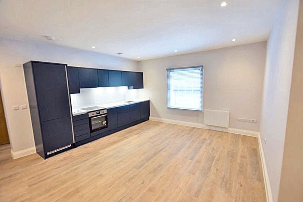 Property photo 3 of 4