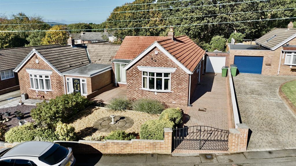 Property photo 2 of 15 External