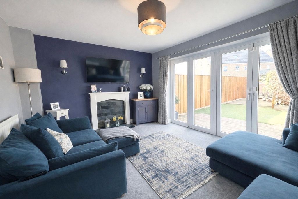 Property photo 3 of 18 Picture No. 22