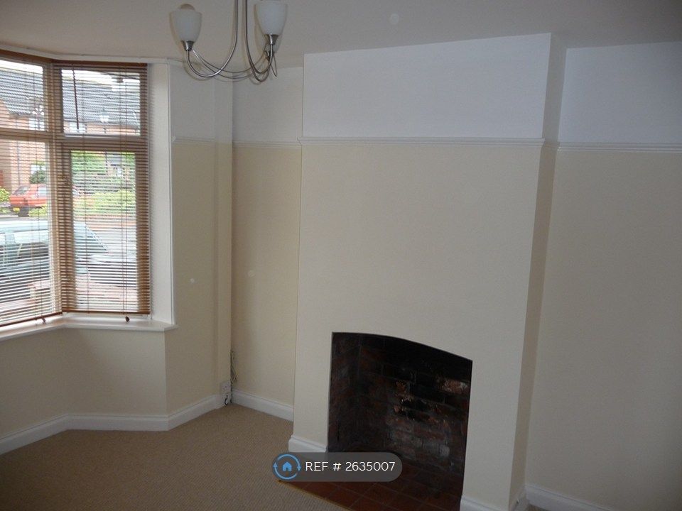 Property photo 1 of 9 Lounge
