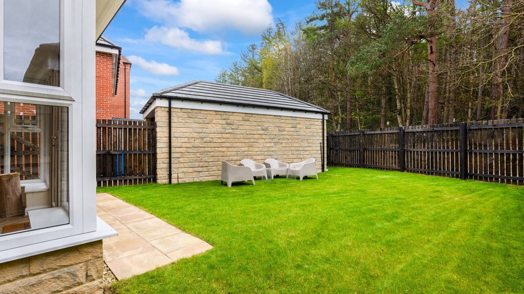 Property photo 2 of 49