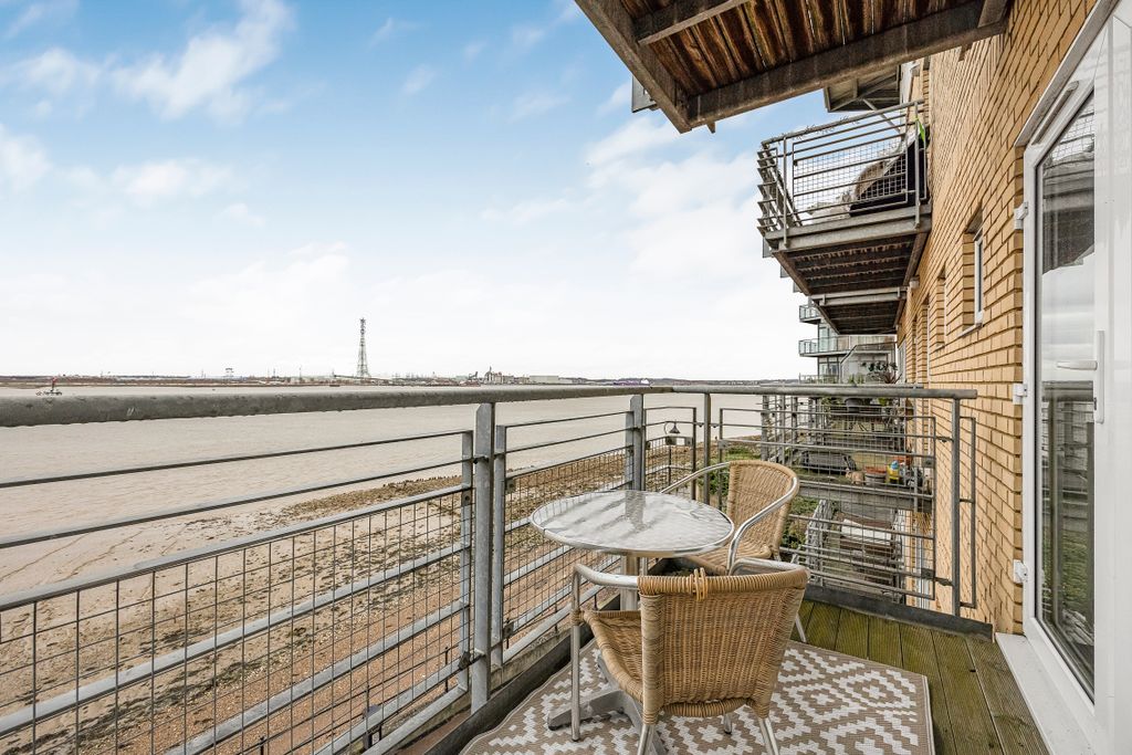 Additional image 14 of 2 bed flat for saleCarmichael Avenue, Greenhithe DA9