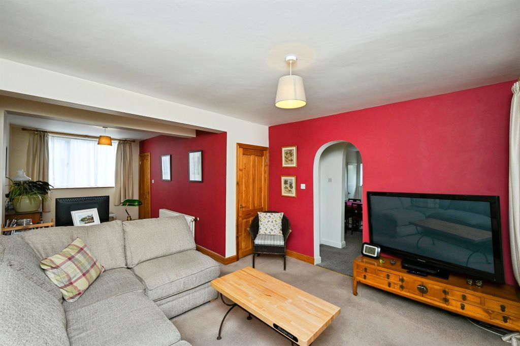 Property photo 3 of 23