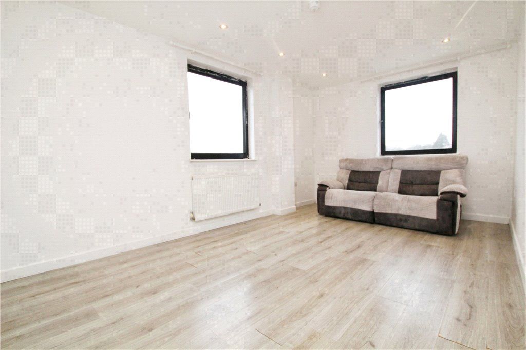 Property photo 2 of 7 Picture No. 13