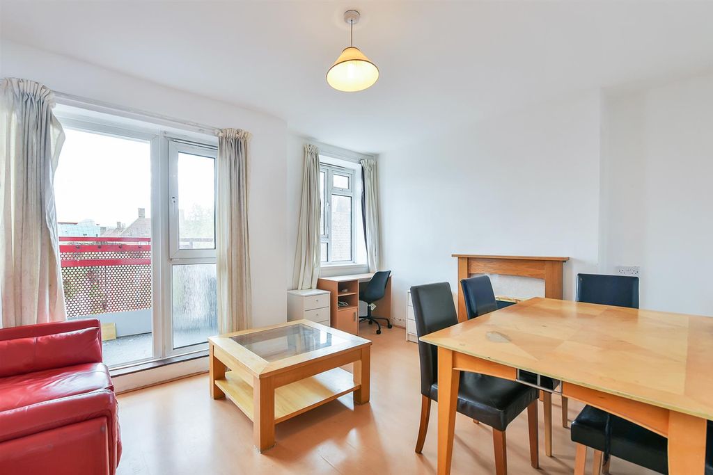 Property photo 1 of 8