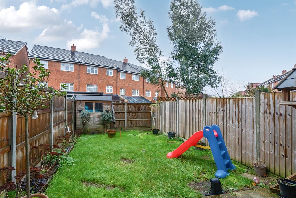 Property photo 2 of 13