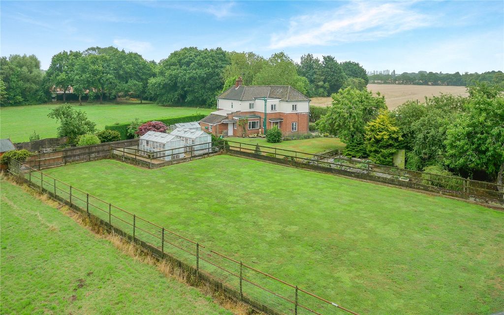 Property photo 1 of 16 Loke House