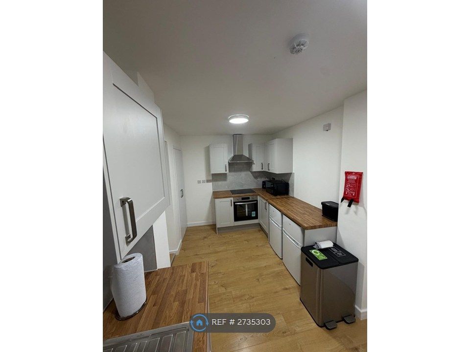 Property photo 2 of 33 Gf Kitchen