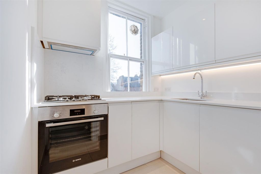 Property photo 3 of 10 46415_Hi-Res(4).Jpg