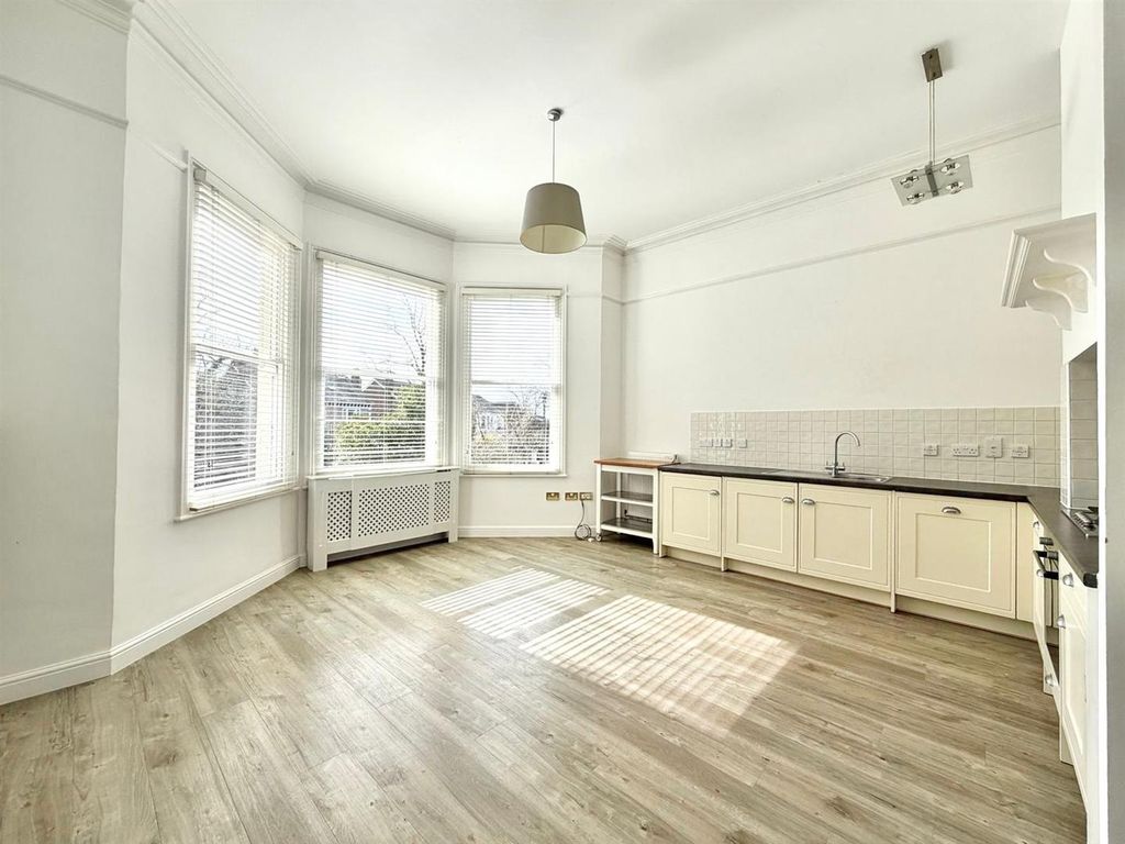 Property photo 3 of 12 Whatsapp Image 2026-03-17 At 17.25.26 (11).Jpeg