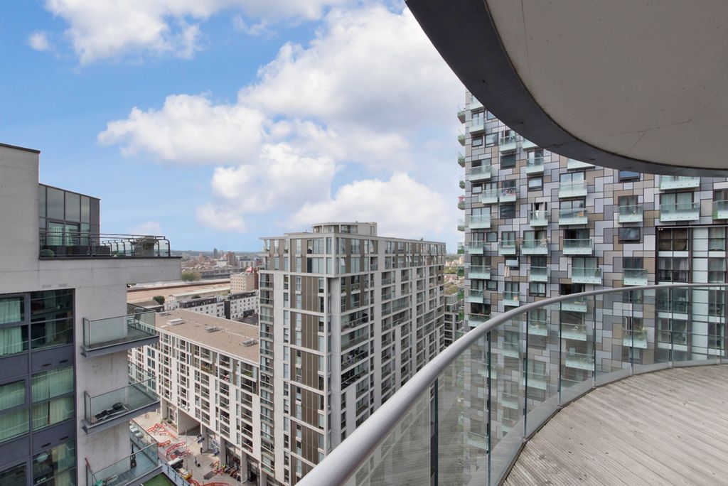 Property photo 2 of 17 Photo 2