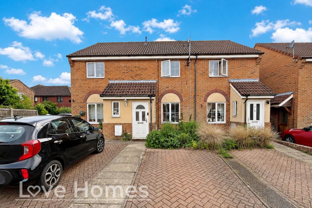 Property photo 1 of 9 4992590