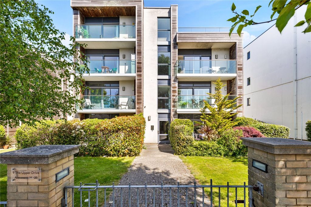 Property photo 2 of 15 Picture 2