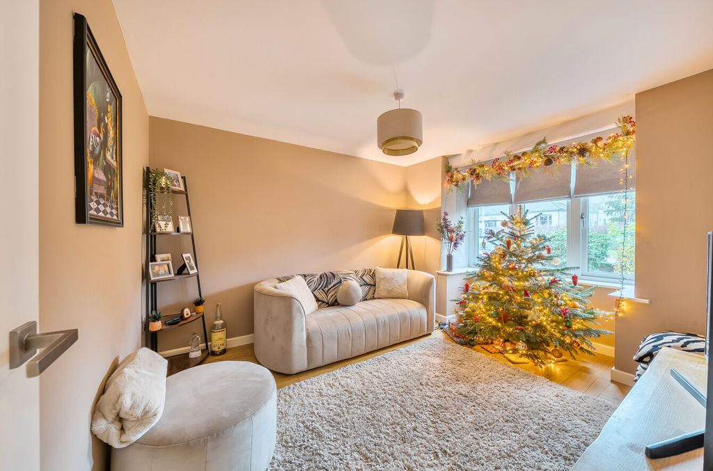 Property photo 3 of 22 1393219146942d1Fc64182