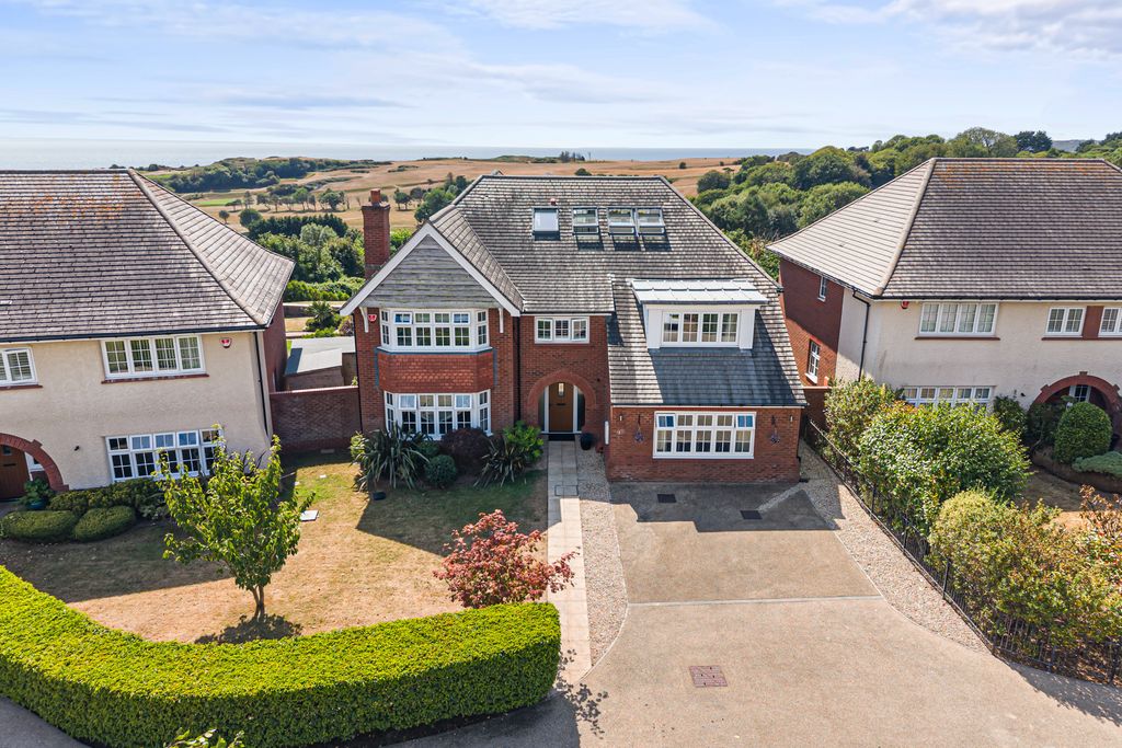 Property photo 2 of 57