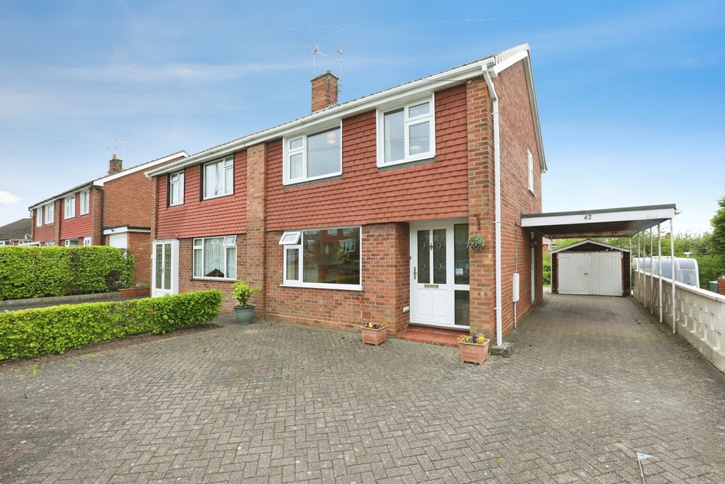 Property photo 1 of 18 Pbox-Img.Jpg
