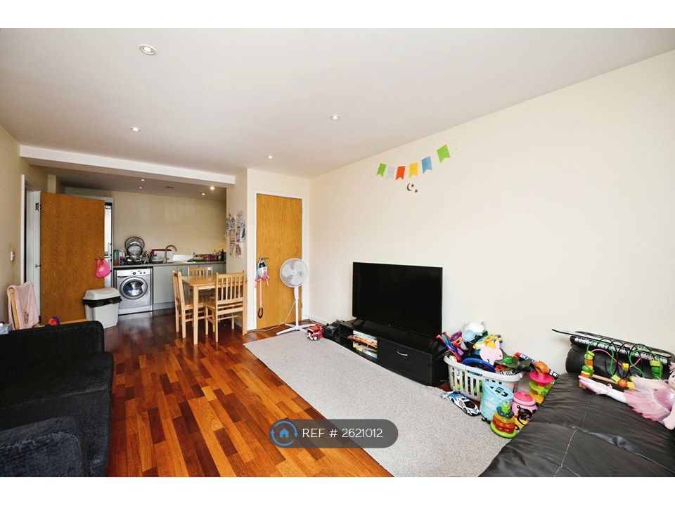 Property photo 3 of 8