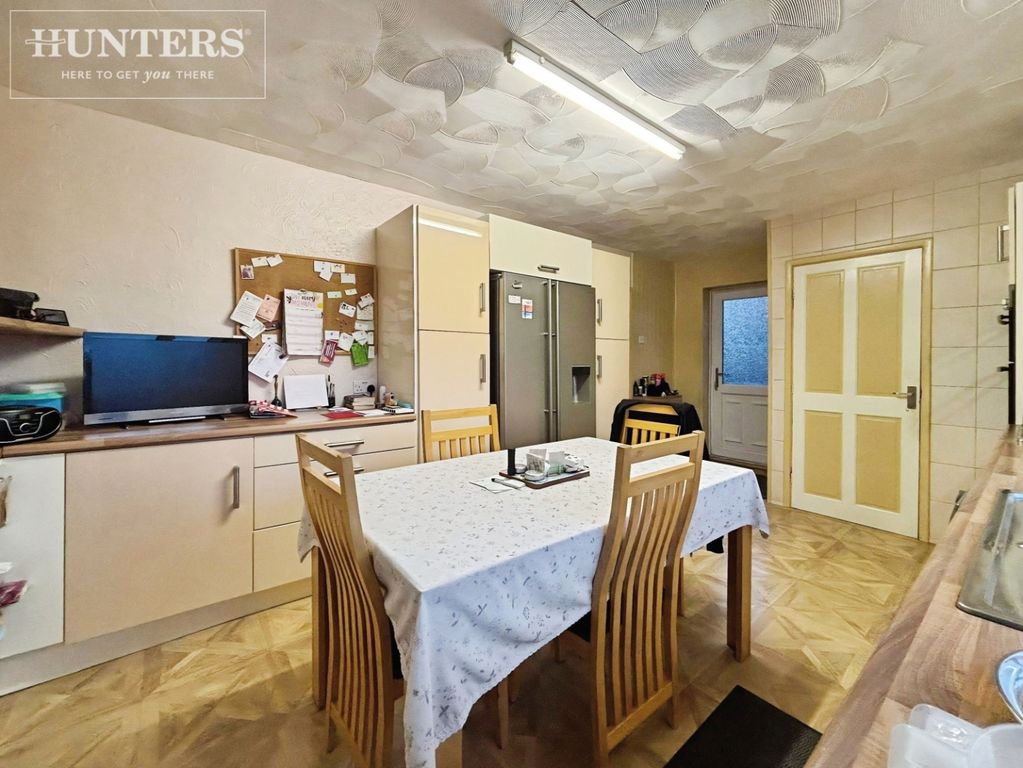 Property photo 3 of 14 Pbox-Img.Jpg