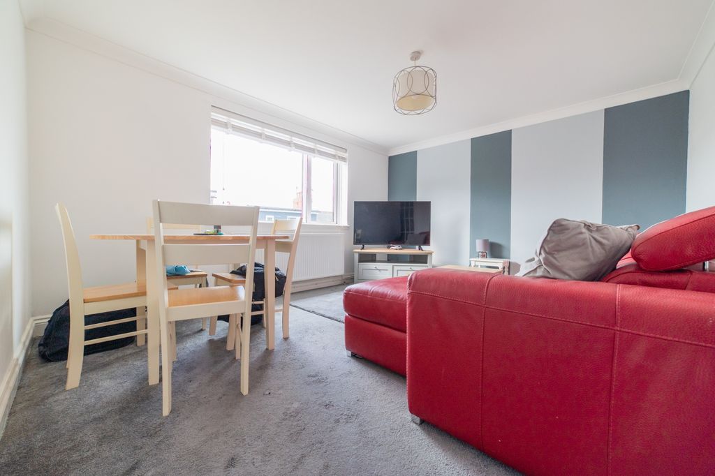 Property photo 2 of 9 Call 02920 454555 To Secure Your Viewing_2