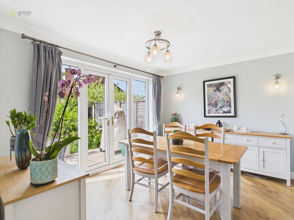 Property photo 3 of 24