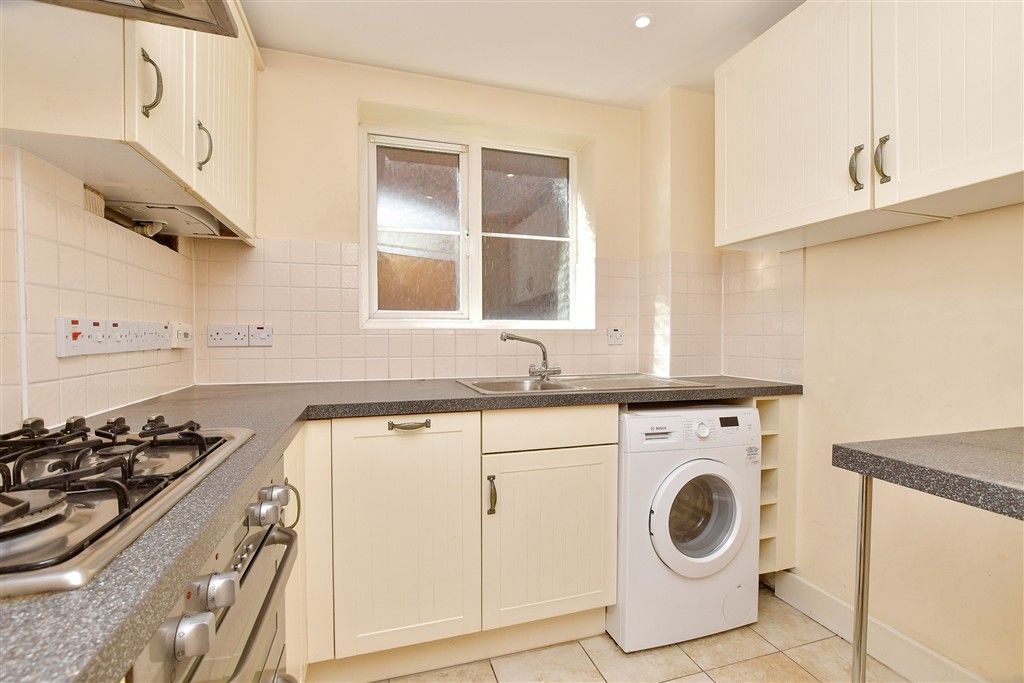 Property photo 3 of 13 Kitchen