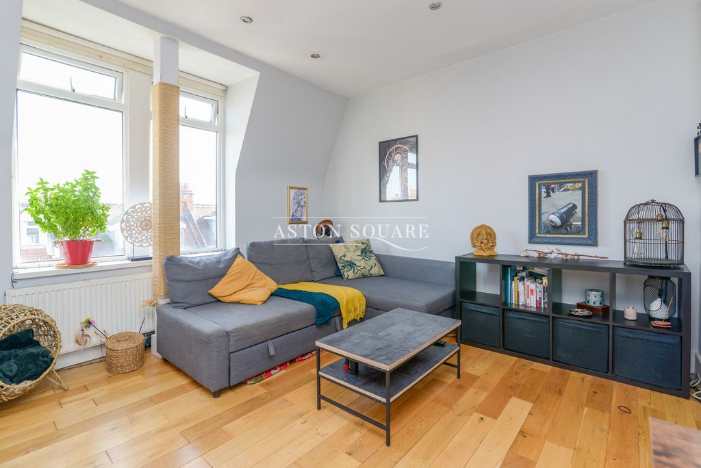 Property photo 1 of 5