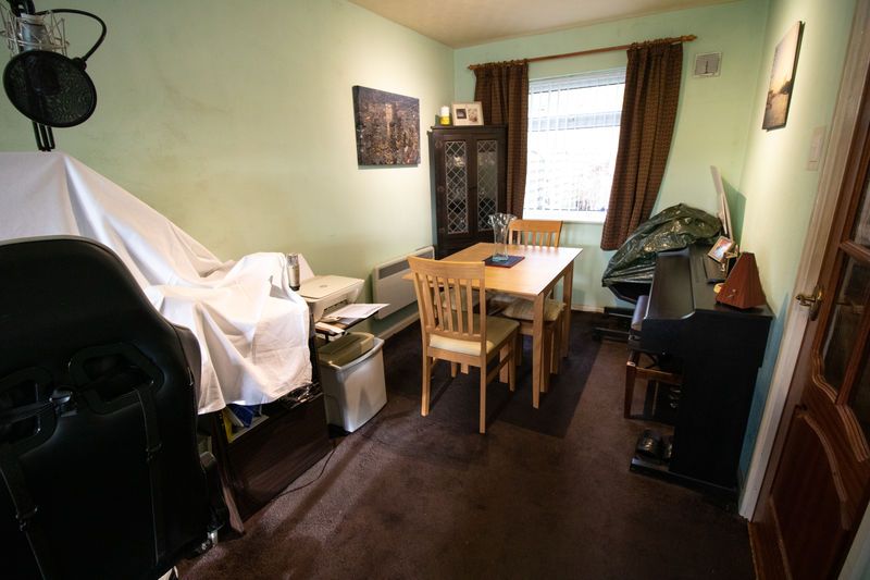 Property photo 3 of 14 Dining Area