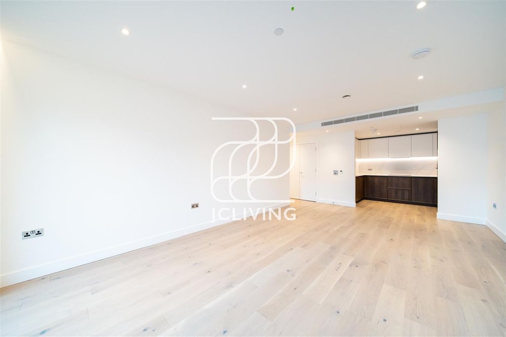 Property photo 2 of 16 Dsc05762.Jpg