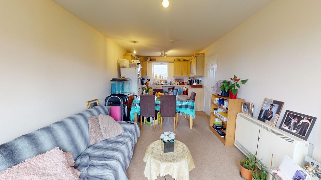 Property photo 3 of 12 3532977