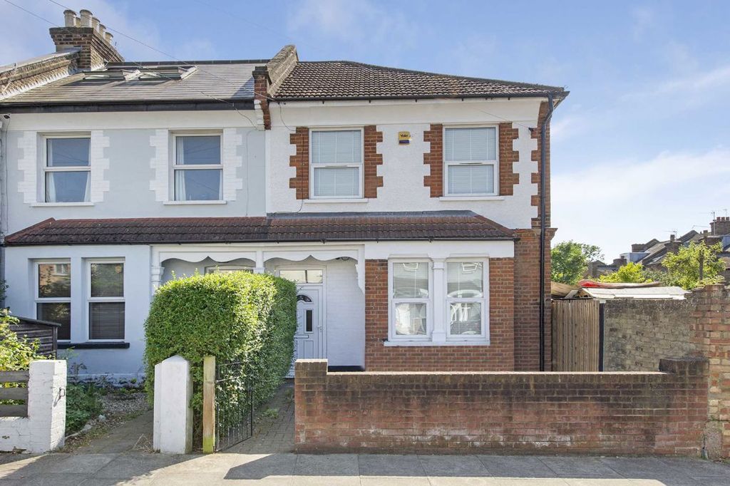 Property photo 1 of 7