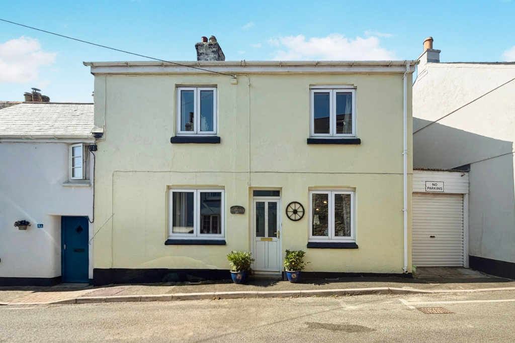 Property photo 1 of 33
