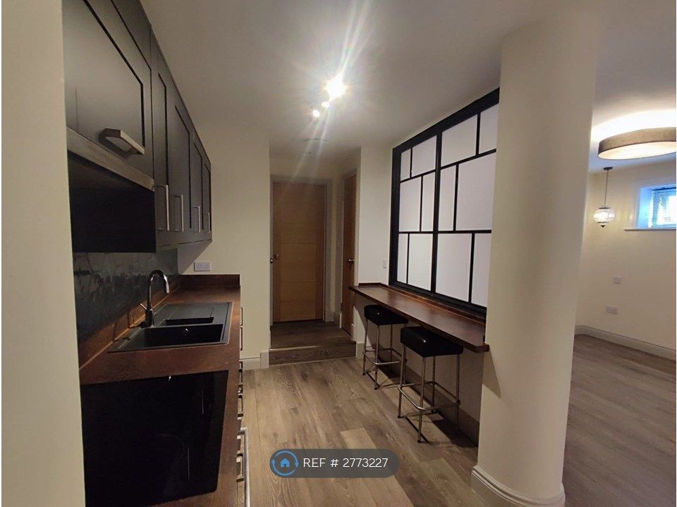 Property photo 2 of 8 Dining