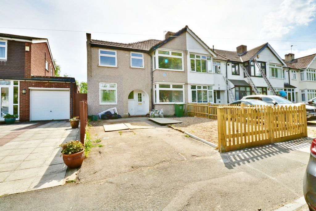 Property photo 1 of 16 3678541