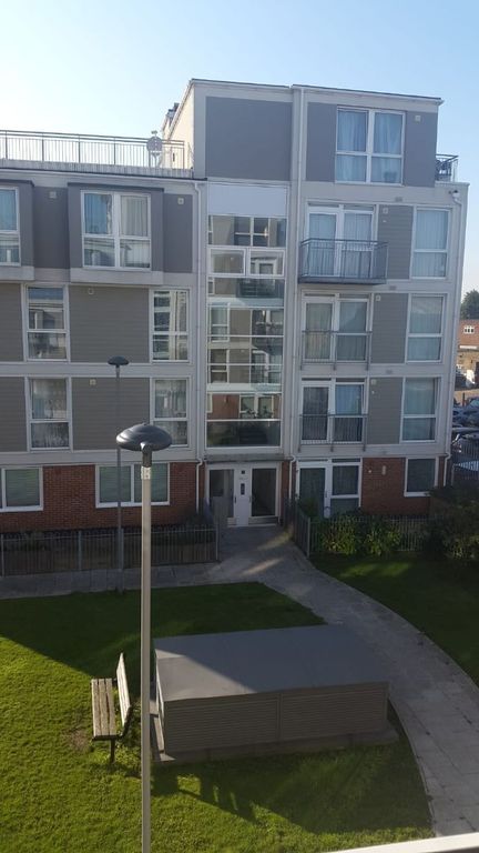 Property photo 2 of 10