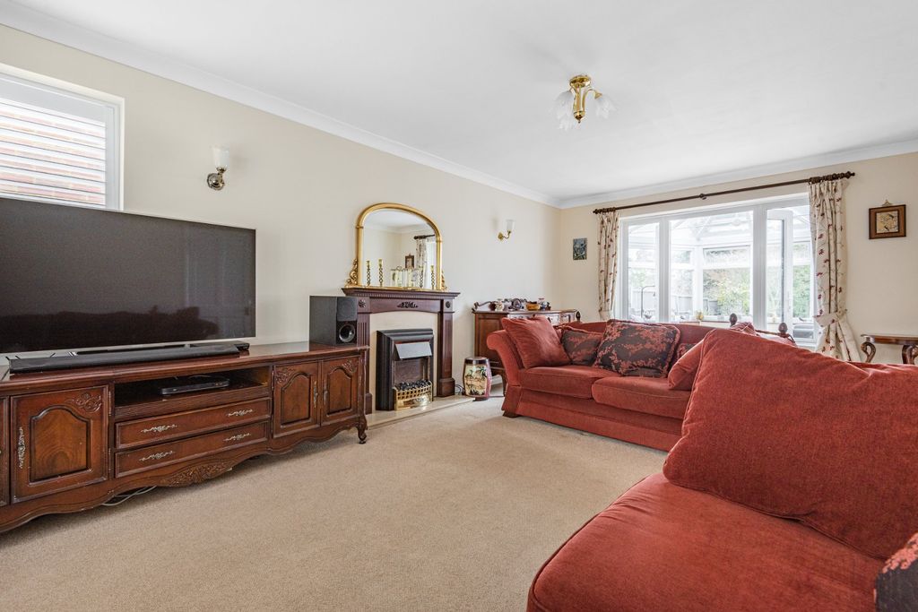 Property photo 2 of 12 Picture No. 22
