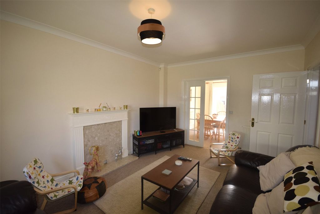 Property photo 3 of 10 Picture No. 18