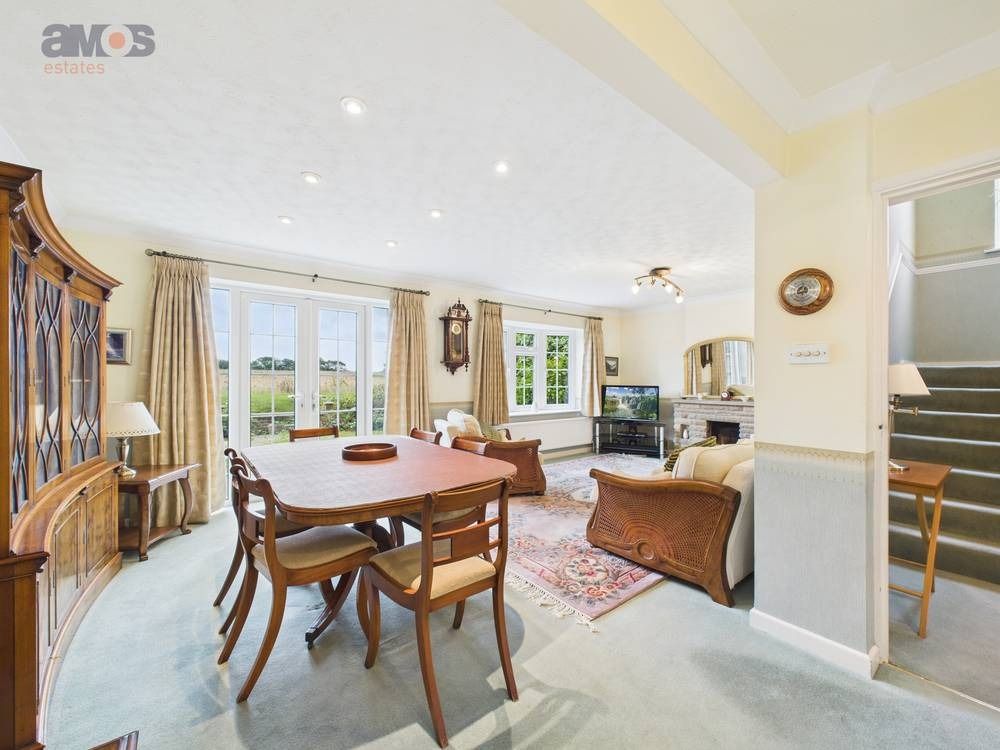 Property photo 3 of 18 4528134