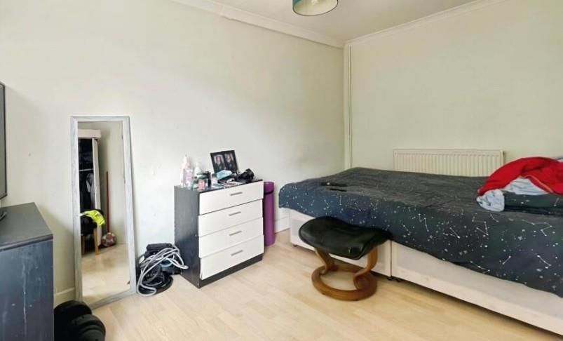 Property photo 3 of 5 Bedroom 1