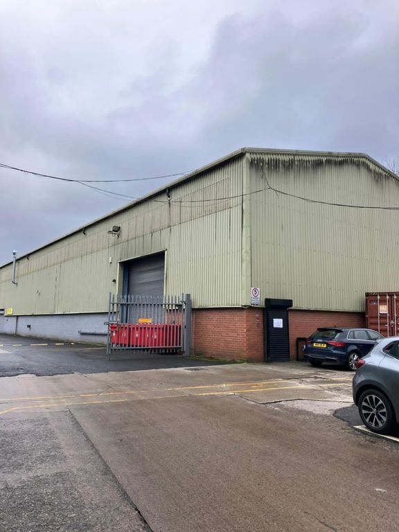 Property photo 1 of 9 Photo 14