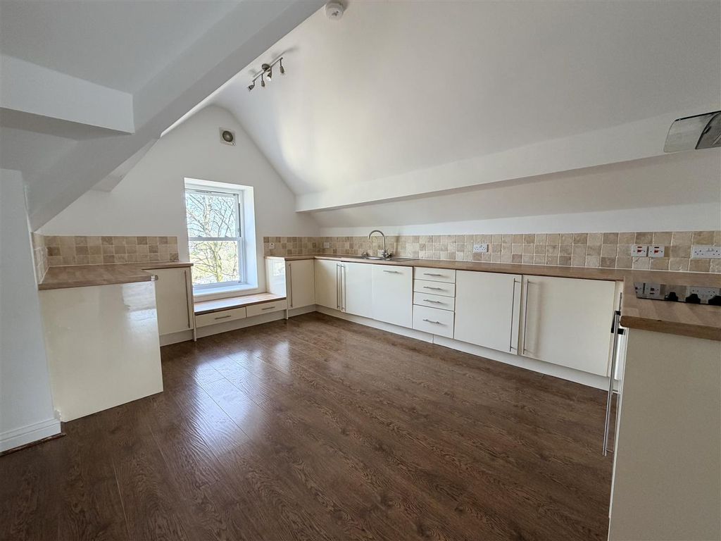 Property photo 2 of 7 Image00006.Jpeg