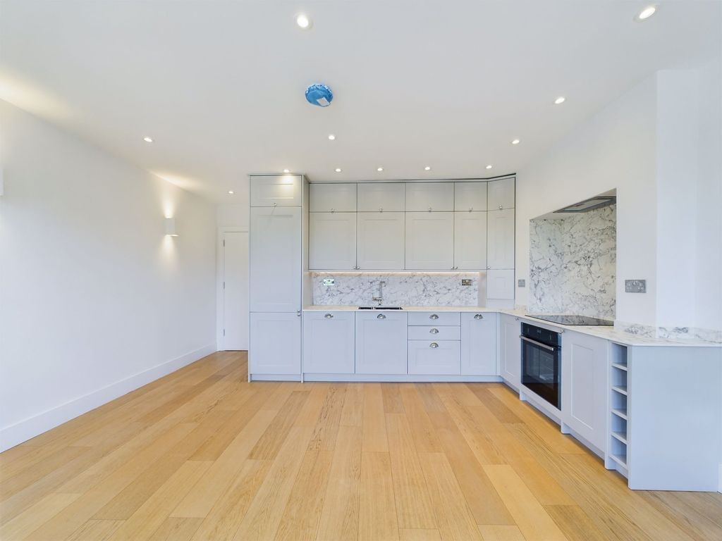 Property photo 2 of 15 Open Plan Kitchen