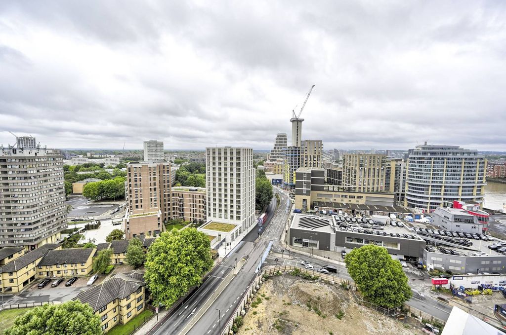 Property photo 1 of 4