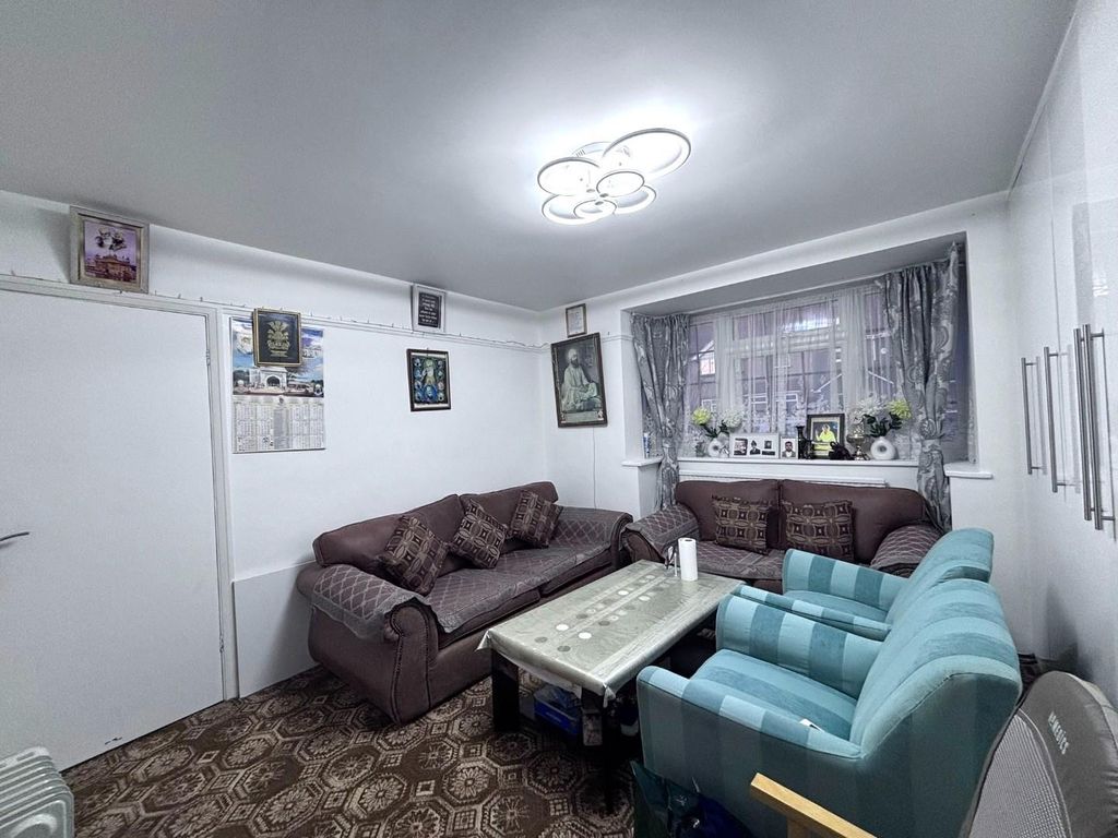 Property photo 3 of 14 308ce4A5-E080-421B-Ae1c-7c0c6E1d94E7.Jpg