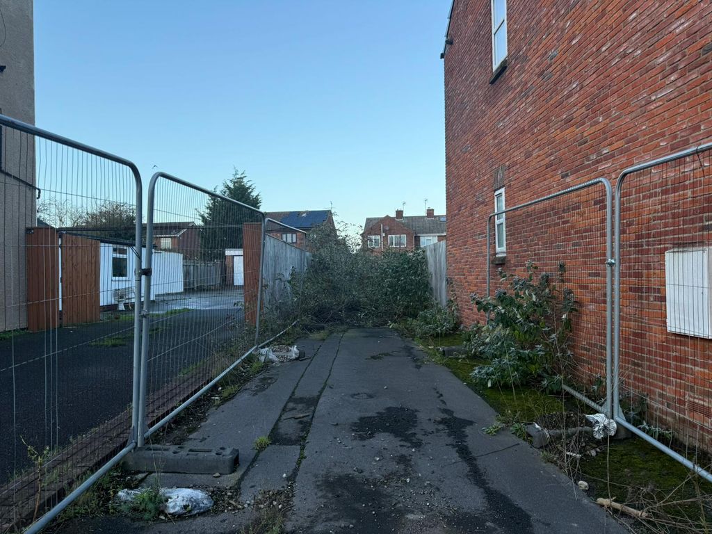 Property photo 2 of 4