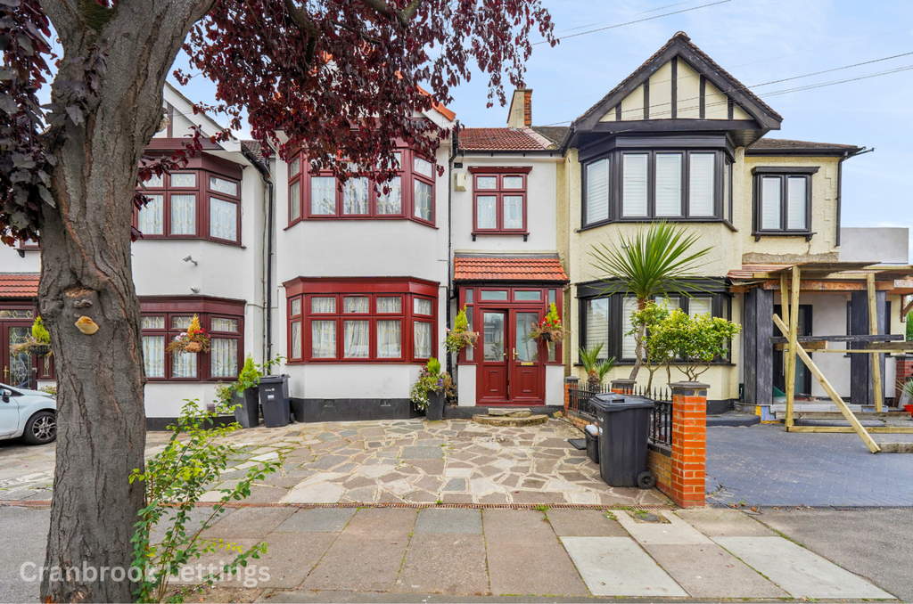 Property photo 1 of 15 Three Bedroom House For Sale
