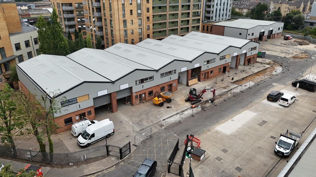 Property photo 3 of 7 Unit 1 And Unit 6.Jpg