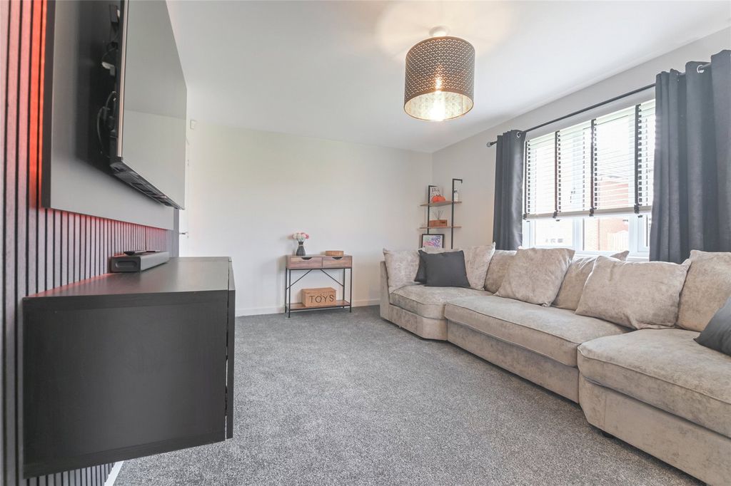 Property photo 3 of 17 Picture No. 03